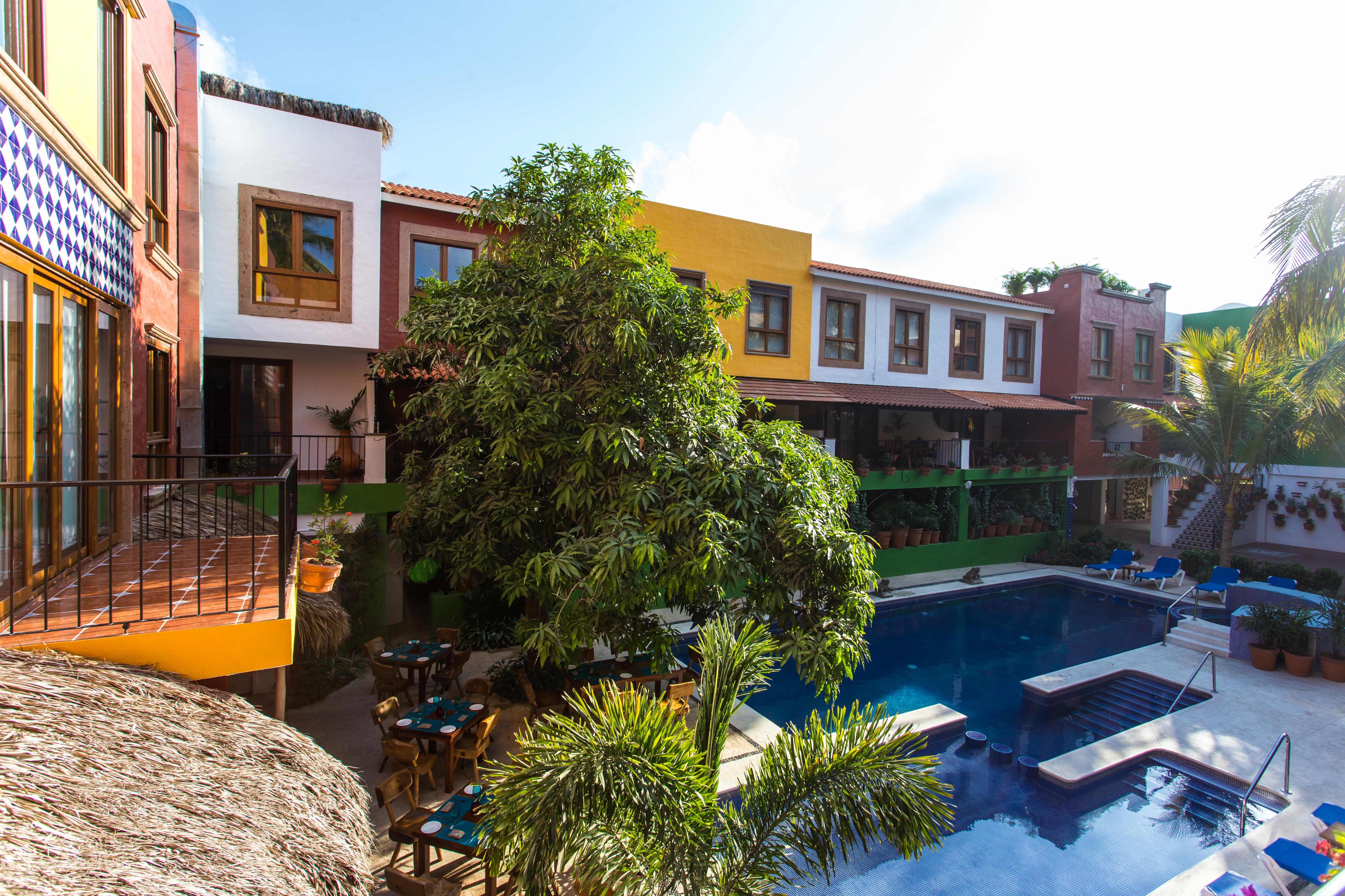 Casa Loteria: Colorful Family Retreat with Pool in Pueblito Sayulita Hotel Exterior photo