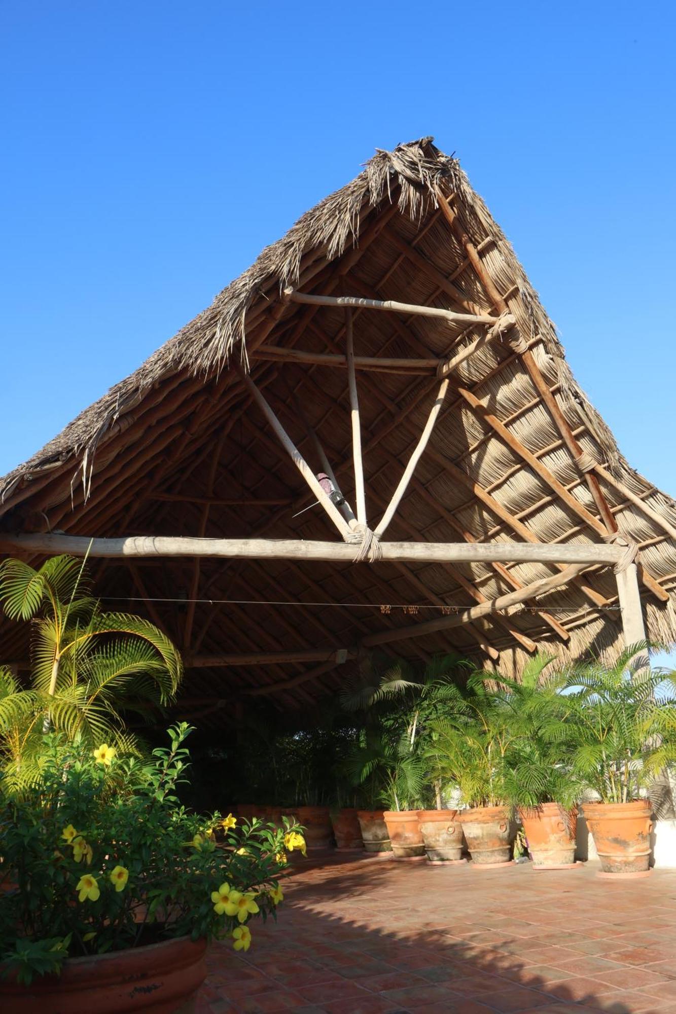 Casa Loteria: Colorful Family Retreat with Pool in Pueblito Sayulita Hotel Exterior photo