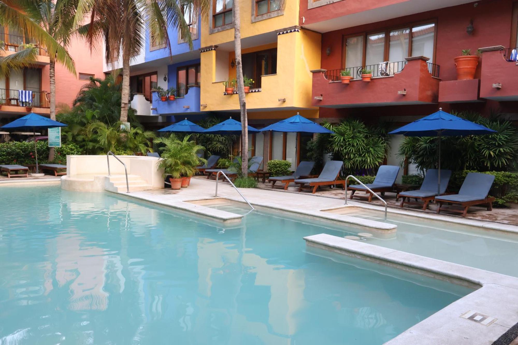 Casa Loteria: Colorful Family Retreat with Pool in Pueblito Sayulita Hotel Exterior photo