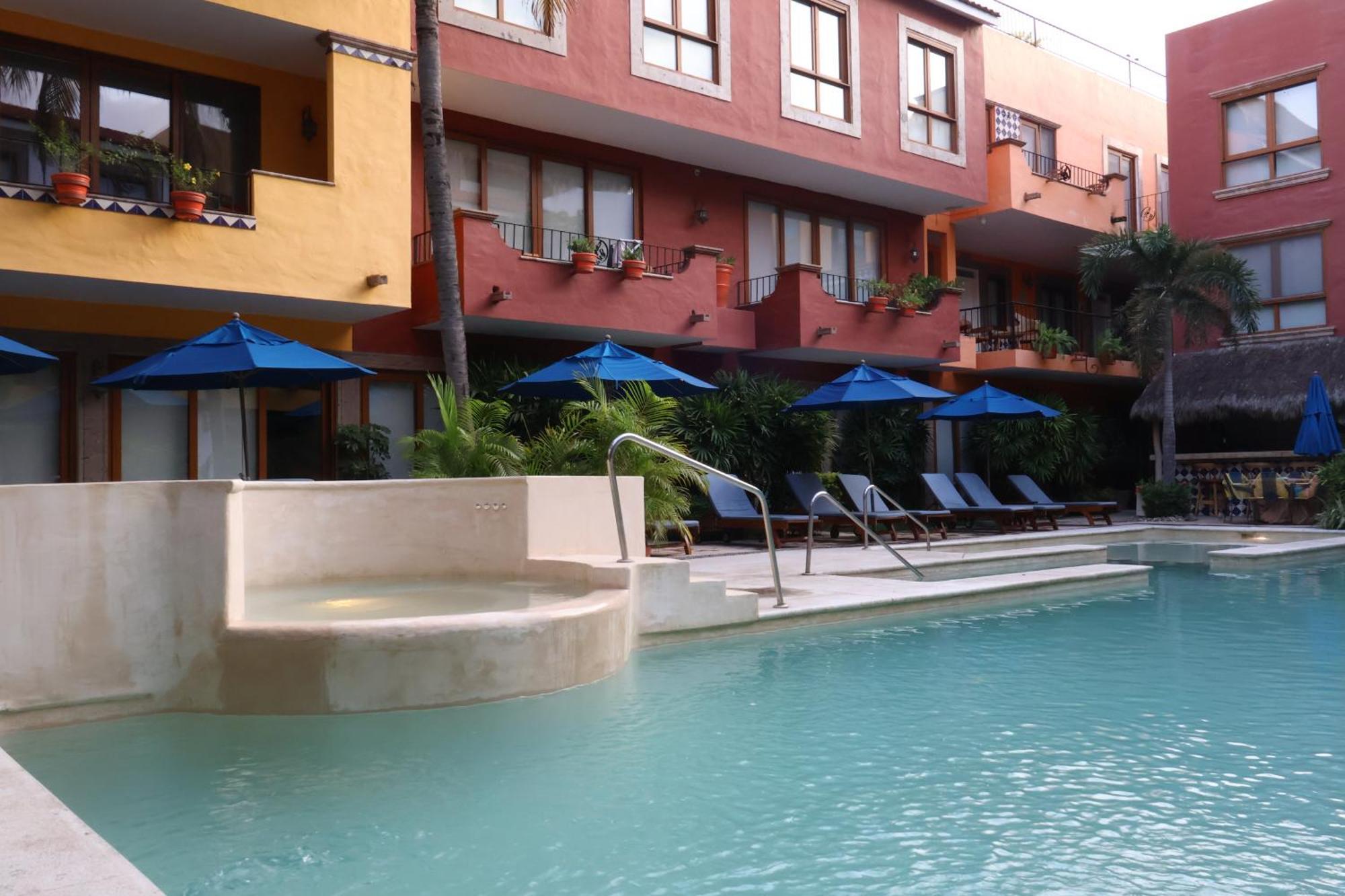 Casa Loteria: Colorful Family Retreat with Pool in Pueblito Sayulita Hotel Exterior photo